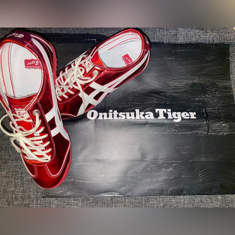 Onitsuka Tiger
Mexico 66 SD "Metallic Series - Ginger
Peach/Cream" sneakers